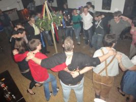 Tanz um den Maibaum